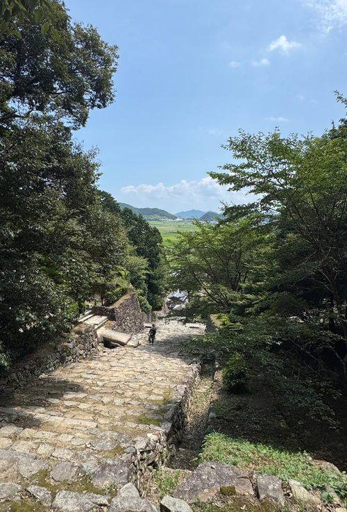 The great stone approach, Azuchi Castle (No. 51)